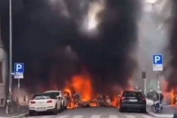 இத்தாலியில் பயங்கர தீ விபத்து - நகரமே புகைமூட்டமானது!