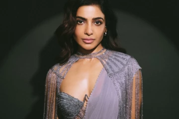 விருது விழாவுக்கு சமந்தா எப்படி வந்திருக்கிறார் பாருங்க.. ஹாட் புகைப்படங்கள் இதோ