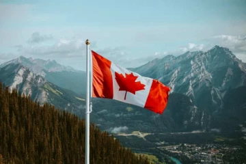 உலகின் தலைசிறந்த நாடுகள் பட்டியலில் முன்னேறிய கனடா: எத்தனையாவது இடம் தெரியுமா?