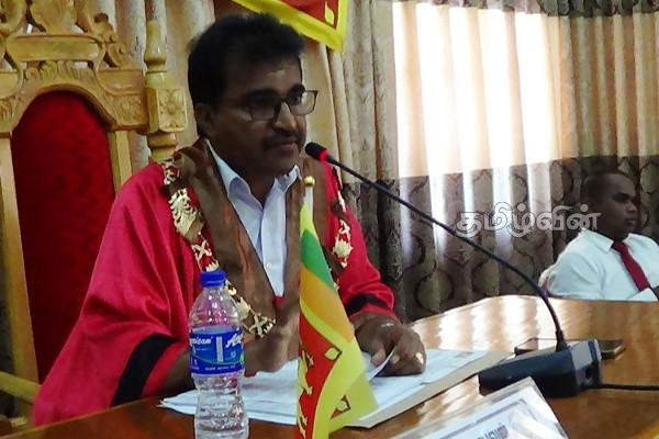 மட்டக்களப்பு மாநகரசபையின் 63வது அமர்வில் அமளிதுமளி (Video) | Meeting Of The Batticaloa Municipal Council மட்டக்களப்பு மாநகரசபையின் 63வது அமர்வில் அமளிதுமளி (Video) | Meeting Of The Batticaloa Municipal Council