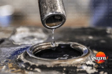 ඇමරිකා සම්බාධක එක්කම එකවරටම තෙල් මිල ඉහළට