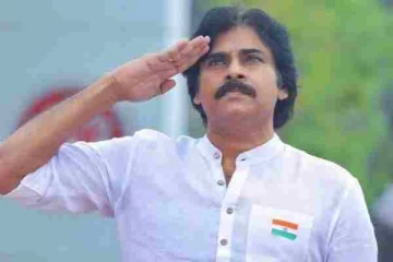 நடிகர், அரசியல் பிரபலம் என கலக்கும் பவர் ஸ்டார் பவன் கல்யாணின் சொத்து மதிப்பு எவ்வளவு தெரியுமா?