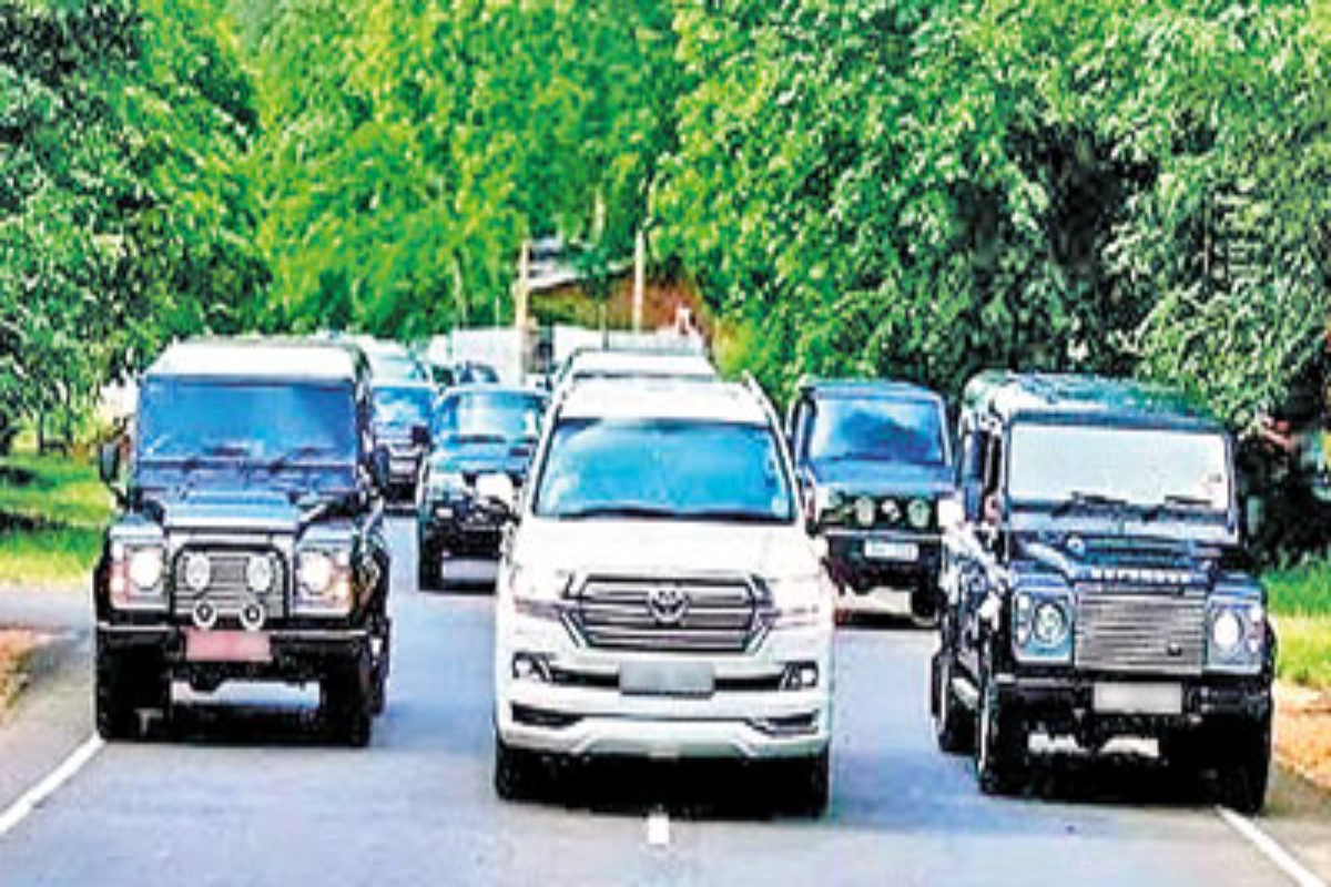 11 கோடி லீட்டர் எரிபொருள் சேமிப்பு : அரச நிறுவனங்களுக்கு பறந்த உத்தரவு | Save 110 Million Liters Fuel From Gover Vehicles