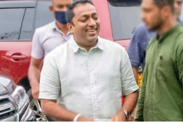හිටපු ඇමති අකිල විරාජ් අල්ලස් කොමිසමට