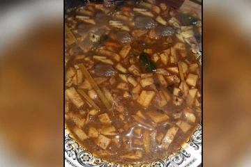 පොල් ගාලා, පොල් කිරි දාලා කෑවට පොල් මෙහෙම උයලා කාලා තියෙනවද?