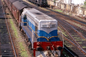 தற்காலிகமாக பாதிக்கப்பட்டிருந்த கொழும்பு - மட்டக்களப்பு தொடருந்து சேவை வழமைக்கு