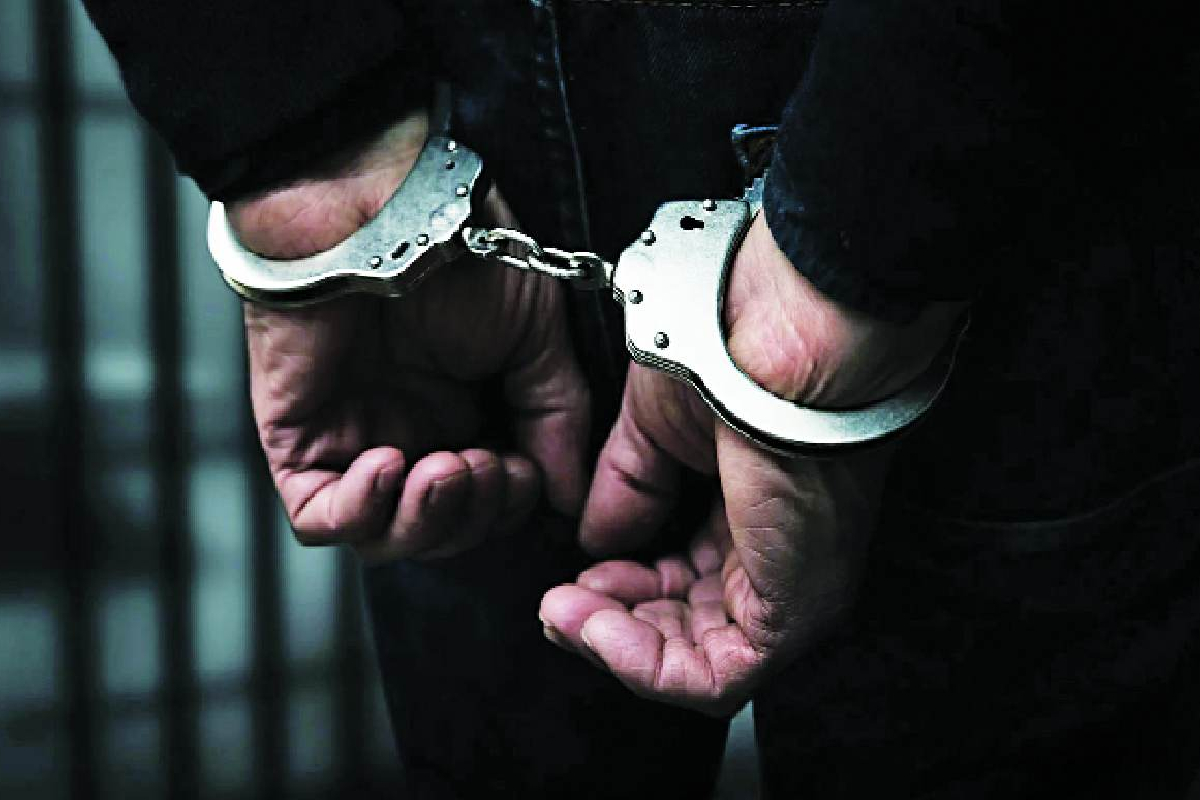 5 கோடி ரூபாய் பெறுமதியான ஹஷ் போதைப்பொருளுடன் ஒருவர் கைது | One Person Arrested With Hashish Worth 5 Crore 5 கோடி ரூபாய் பெறுமதியான ஹஷ் போதைப்பொருளுடன் ஒருவர் கைது | One Person Arrested With Hashish Worth 5 Crore