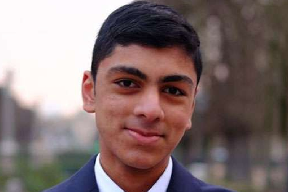 பிரான்ஸில் சாதனை படைத்த இலங்கை வம்சாவளி மாணவன் | Sri Lankan Origin Student Elected French Council