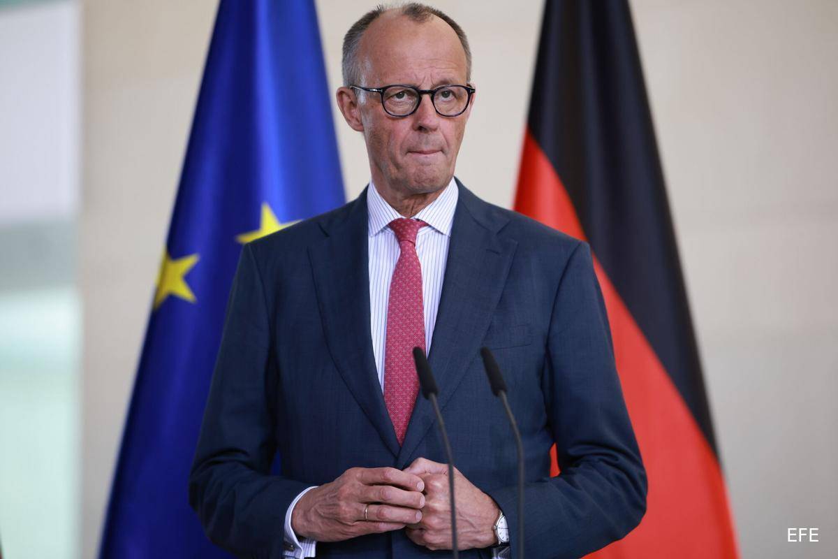 படைகளை குறைக்கப்போவதாக ஜேர்மனியை மிரட்டும் ட்ரம்ப் | Trump Threaten Merz Us Troop Cuts In Germany