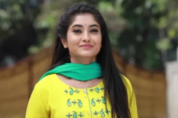 விஜய் டிவி சீரியல் நடிகை பிரியங்கா குமார் உச்சகட்ட கிளாமர்! அவரா இப்படி