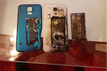 இப்படி செய்வதால் உங்கள் ஸ்மார்ட்போன் வெடித்து விடும்! உஷாரா பார்த்துக்கோங்க