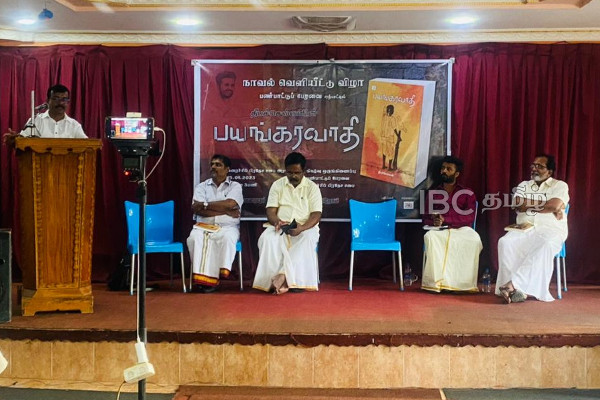 ஈழ விடுதலைப் போரில் சொல்லப்படாத பக்கங்ளை கூறும் 