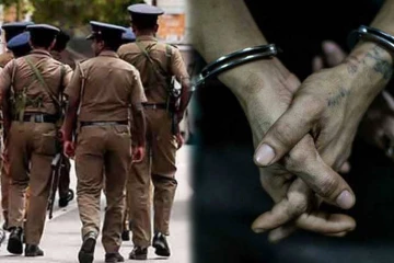 முள்ளிப்பொத்தானையில் ஒரே இரவில் மூன்று வீடுகளில் கொள்ளை: நால்வர் கைது