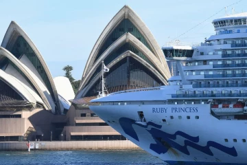 நீண்ட இடைவெளியின் பின்னர்  நியூஸிலாந்துக்குச் சென்றுள்ள முதல் சொகுசுக் கப்பல்!