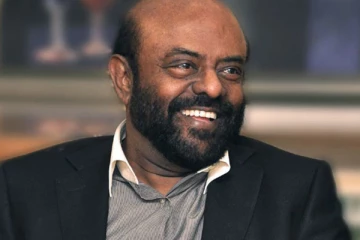 தினமும் 5.9 கோடி நன்கொடை வழங்கும் தமிழர் - அம்பானியே இவருக்கு அடுத்துதான்