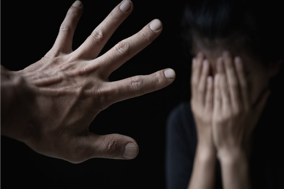 தமிழர் பகுதியில் சிறுவனுக்கு பாலியல் தொல்லை ; சிகையலங்கார நிலையத்தில் சம்பவம் | Boy Sexually Abused In Tamil Area தமிழர் பகுதியில் சிறுவனுக்கு பாலியல் தொல்லை ; சிகையலங்கார நிலையத்தில் சம்பவம் | Boy Sexually Abused In Tamil Area