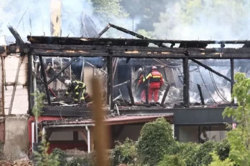 தொண்டு நிறுவனம் சார்பில் விடுமுறைக்காக சென்ற இடத்தில் பயங்கர தீ: பிரான்சில் பயங்கரம்