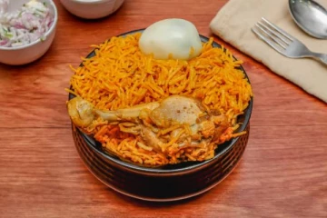 சூடாக பிரியாணி கொடுங்க என கேட்டவருக்கு நேர்ந்த கதி! பரபரப்பு சம்பவம்