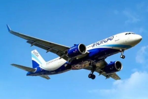 இனி விமானத்தில் பவர் பேங்க் பயன்படுத்த தடை - ஏன் தெரியுமா? | Why Power Bank Usage Ban In Indian Flights