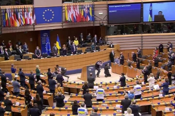 ஐரோப்பிய யூனியனில் இணைந்த உக்ரைன் - ரஷ்யாவின் கதி என்ன?