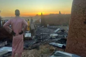 பாதுக்காப்பு படையினர் நடாத்திய வான்வழி தாக்குதல்... பரிதாபமாக உயிரிழந்த 10 பொதுமக்கள்!