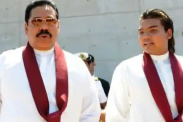 பொலிஸாரின் பிடியிலிருந்து தப்பிய மகிந்த, நாமல் - குளிரூட்டப்பட்ட அறையில் சந்தேக நபர்கள்