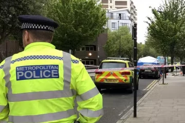 தென்கிழக்கு லண்டனில் பரபரப்பை ஏற்படுத்திய சம்பவம்! தாயும் பிள்ளைகளும் சடலமாக மீட்பு