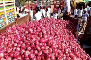 இலங்கை மக்களுக்கு அடுத்த பேரிடி;  வெங்காயத்தின் விலை 200 ரூபாவரை உயரலாம்?