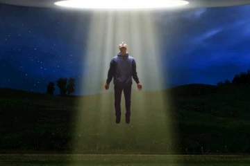 மாறுவேடத்தில் ஏலியன்கள்..மனிதர்களுடன் வாழ்கின்றனர் - வெளியான திடுக்கிடும் தகவல்!