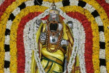 சூரிய, சந்திரர் வழிபடும் குரு ஸ்தலம் -தென்குடி திட்டை