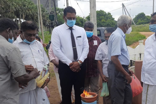 தமிழாராய்ச்சி மாநாட்டில் கொல்லப்பட்டவர்களின் நினைவு தினம் யாழில் அனுஷ்டிப்பு! (படங்கள்) - ஐபிசி தமிழ்