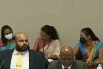 සාමාන්‍යාධිකාරීවරයෙකුට දූෂණ චෝදනා රැසක්..!