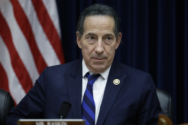 நண்பர் ட்ரம்பிடம் உதவி கோரும் குற்றவாளியின் காதலி; வெளியான ரகசிய தகவலால் பரபரப்பு | Ghislaine Request To Trump For Prison Release