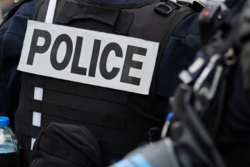 பிரான்ஸ் வீதியில் நிர்வாணநிலையில் மீட்கப்பட்ட பெண்