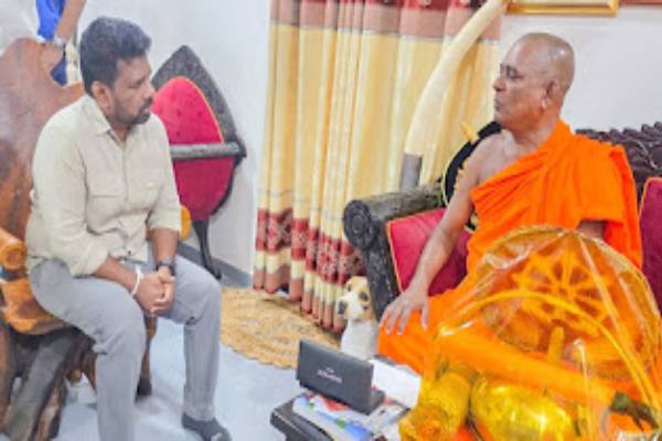 தையிட்டி காணி பிரச்சினை தொடர்பில் நாகதீப விகாராதிபதி ஜனாதிபதியிடம் கூறிய விடயம் | Naga Deepa Vicar Meet President