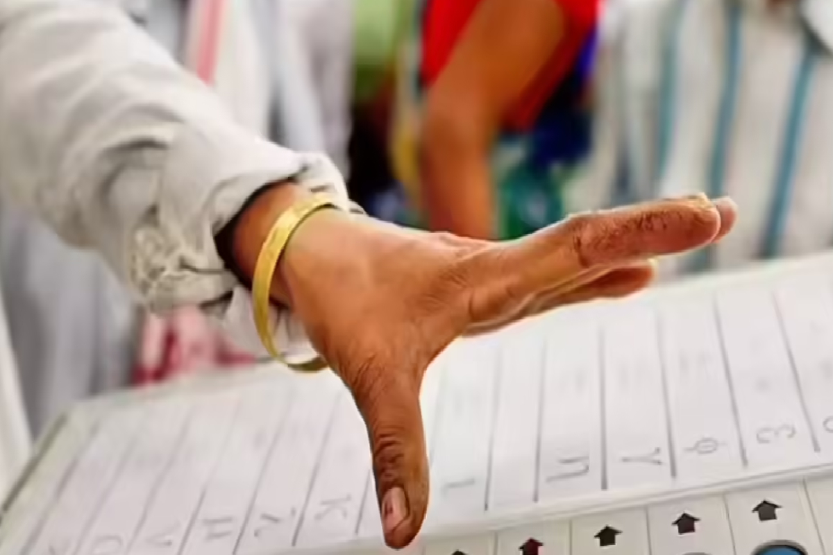 இலங்கையில் குடியுரிமை...தமிழ்நாட்டில் ஓட்டு போட்ட இலங்கை தம்பதி கைது | Sri Lankan Couple Arrested Tamil Nadu Votes
