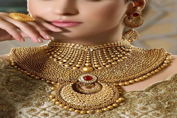 Gold jewellery