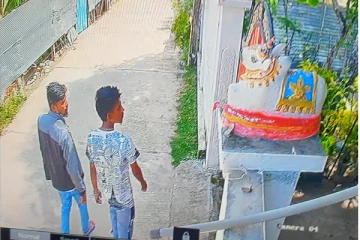 மட்டக்களப்பில் சிசிடிவியில் சிக்கிய சந்தேகநபர்கள்: மக்களின் உதவியை நாடும் பொலிஸார் (photo)