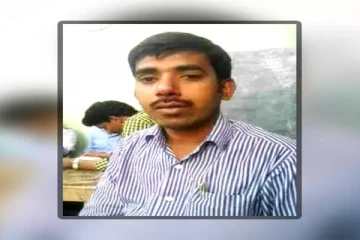 பள்ளி மாணவிகளிடம் ஆபாசமாக பேசியதாக கைதான ஆசிரியர் பணியிடை நீக்கம்