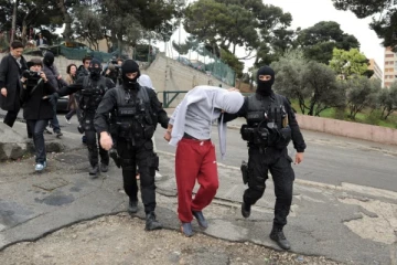 பிரான்ஸில் பரபரப்பை ஏற்படுத்திய நபருக்கு நேர்ந்த கதி!