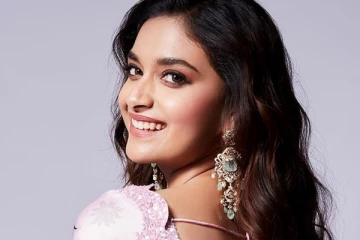 இந்த படத்தை தவறவிட்டு அண்ணாத்த நடித்தாரா கீர்த்தி, கலாய்த்து எடுக்கும் ரசிகர்கள்