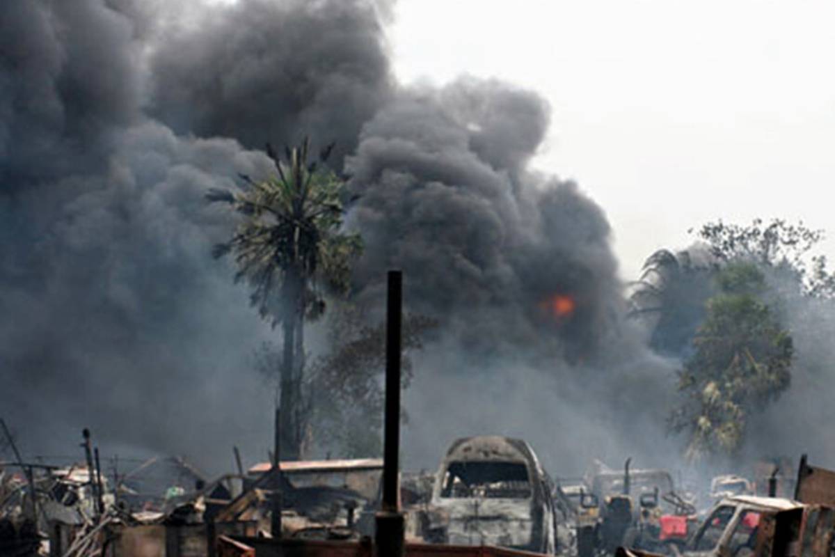 சமரசம் கடந்த தார்மீகம் : ஈழத்தமிழர் விடுதலையும் நாம் தமிழர் கட்சியின் தேர்தல் வரைபும் | Seeman S Ntk Releases Manifesto For 2026 Elecion