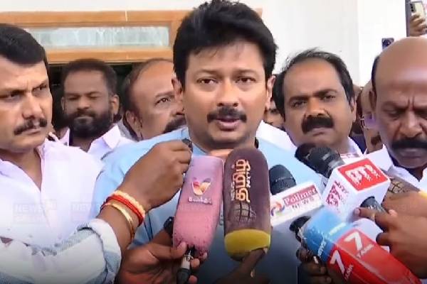 கட்சி தலைவர்களுக்கு அந்த பொறுப்பு உள்ளது - கரூர் உயிரிழப்பு குறித்து உதயநிதி ஸ்டாலின் | Udhayanidhi Says Vijay Should Be Come For Time