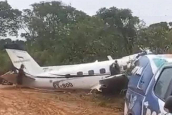 பிரேசிலில் விமான விபத்து : 14பேர் பலி | 14 Dead As Plane Crashes In Brazil
