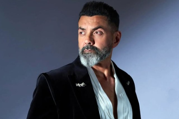 நடிகர் பாபி தியோல் இத்தனை கோடி சொத்துக்கு சொந்தக்காரரா!! அடேங்கப்பா | Bobby Deol Net Worth Details நடிகர் பாபி தியோல் இத்தனை கோடி சொத்துக்கு சொந்தக்காரரா!! அடேங்கப்பா | Bobby Deol Net Worth Details