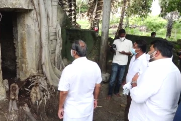 பூநகரி சோழர்காலத்து சிவாலயத்தில் இராஜாங்க அமைச்சர் விதுர
