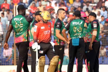 58 பந்தில் 85 ரன் விளாசிய கேப்டன்..ரசல் கடைசி பந்துவரை போராடியும் தோல்வி