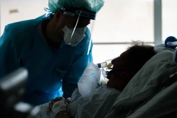 நான்கு வாரத்தில் எதுவேண்டுமானாலும் நடக்கலாம்... Omicron பரவல் தொடர்பில் NHS ஊழியர்கள் கலக்கம்