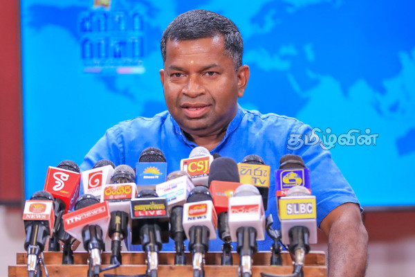 13 ஆவது சட்டம் தொடர்பில் தென்னிலங்கை மக்கள் அச்சமடையத் தேவையில்லை: சிவநேசதுரை சந்திரகாந்தன் | North East People Through 13 State Pillaiyan