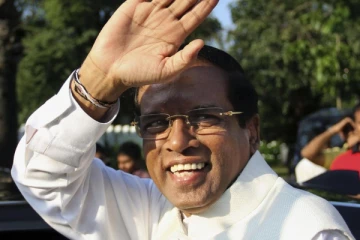 ஓங்குகிறதா மைத்திரியின் கை: தாய்வீடு திரும்ப எம்.பிக்கள் இரகசிய பேச்சு…! செய்திகளின் தொகுப்பு